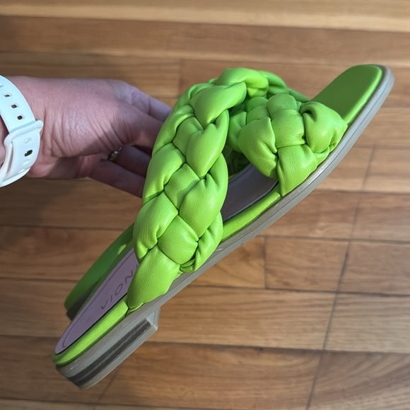 Vionic Kalina slide size 8 EUC - Picture 7 of 7